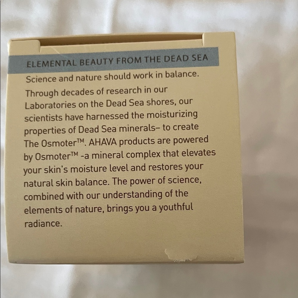 AHAVA Time to Clear Mud Mask - Picture 4 of 6